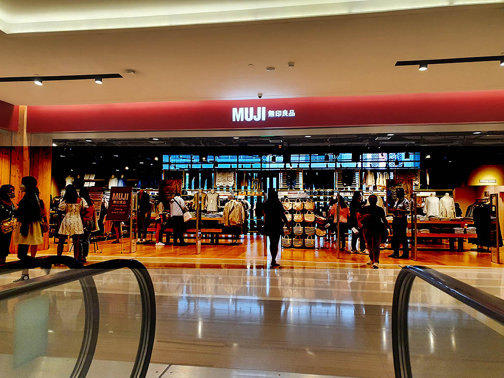  Muji entrance at Central Square mall