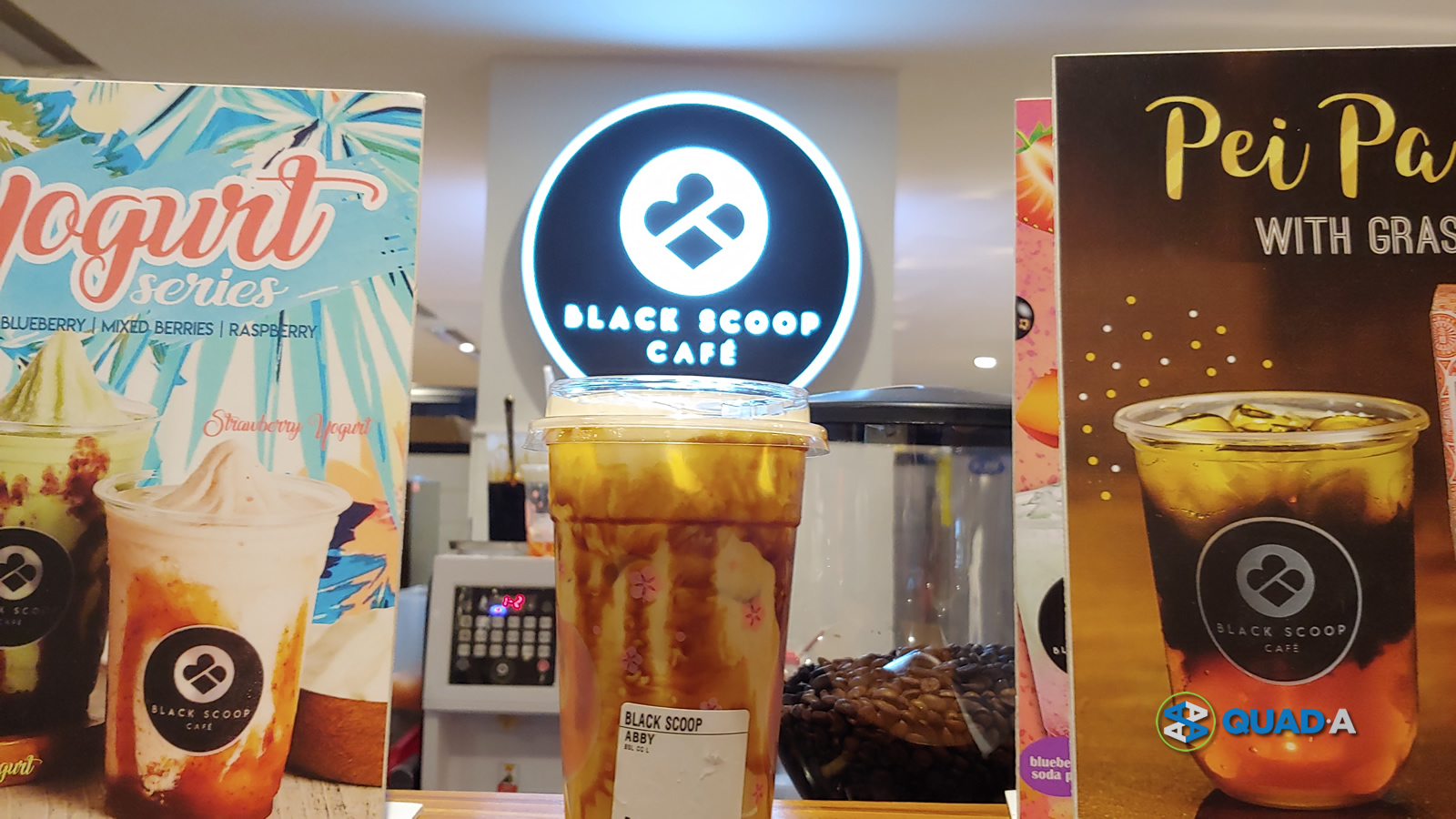 Black Scoop Original Brown Sugar Latte with Cream Cheese - Php150.00